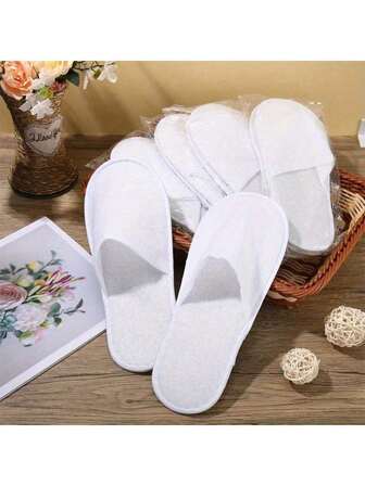 12pcs/6pairs White Slippers, Unisex Spa Slippers, Bulk Hotel Slippers, For Guest Use, Non-Slip Sole, Closed Toe, Fluffy, No Power Needed, Suitable For Bathroom, Wedding, No Shoe Home