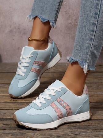 Zapatos casuales versátiles de color azul claro para mujer, zapatillas de deporte con cordones de moda, zapatos cómodos, zapatos para correr, para todas las estaciones