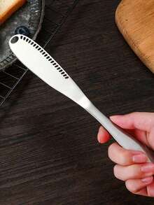 Stainless Steel Butter Spreader, Ready Butter 3-In-1 Knife, Stainless Steel Serrated With Holes In Blade - Cold Butter Spreader, Curler & Micro Grater, Dishwasher Available - 銀色 - 查看 9