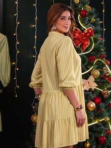 Women's Striped Midi Dress With Shirt Collar And Bishop Sleeves, Casual, With Buttons, Asymmetrical Hem, Summer And Beach. - 奶油黃 - 查看 2