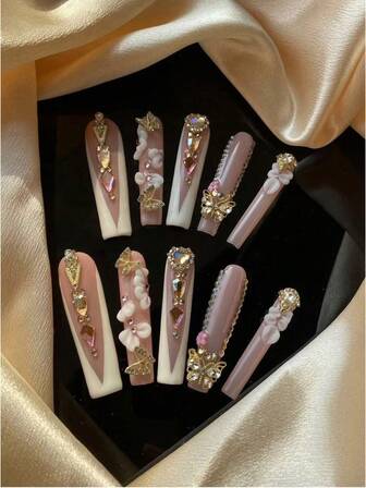 Serie pura hecha a mano de Darlene Uñas portátiles 10 piezas desmontables que incluyen mariposas de metal, flechas en forma de corazón y diamantes rosas, diseñados especialmente para mujeres y niñas, adecuados para fiestas, celebraciones, uso diario, es un buen regalo para mujeres y niñas.