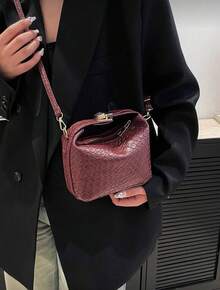 French High-End Woven Bag For Women 2025 New Style Western-Style Dumpling Bag, Niche Texture Commuting Bag, Versatile Handbag - Màu Đỏ Sâu - Xem 4