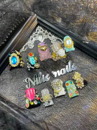 10件套鸭子美甲贴，黑蓝玫瑰红绿多色美甲，黑白法式，3D立体玫瑰、爱心、蝴蝶结、宝石等美甲配件装饰，手绘几何图案，Y2K风格可佩戴美甲贴套装，适合女性日常佩戴、派对、情人节等场合（内含：一块果冻胶和一条摩擦条）美甲用品