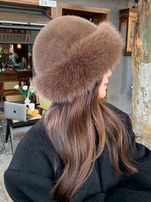 Winter Plush Fashion Gradient Faux Fur Bucket Hats ,Women Thick Warm Fluffy Fox Fur Luxury Panama Bucket Hat.