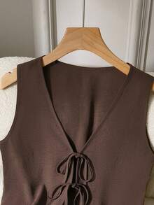 两件套女士无袖V领系带露脐上衣+松紧腰短裤，休闲百搭套装 - 咖啡棕 - 查看 3