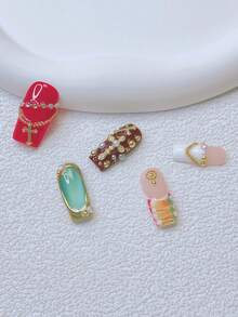 10片装Y2K风格美甲贴纸套装 - 手工制作，红黑美甲，黑金法式美甲，3D金色图案渐变设计，白色仿珍珠和金链装饰，闪亮金色十字架和水钻点缀，优雅可爱 - 适合女性和女孩，派对、婚礼、日常美甲用品 - 彩色 - 查看 3