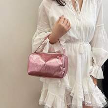 1 Pack Large Capacity Fashion Hand Bag, Toiletry Bag (Bright Silver, Bright Pink, Color Optional), Practical Portable Travel Organizer, Makeup Brush, Cosmetics, Lipstick, Mobile Phone, Skincare & Nail Polish – For Girls, Friends, Birthdays, Weddings, Christmas Gifts, Travel Toiletry Makeup Bag , Makeup Room Decor - Multicolor - View 6