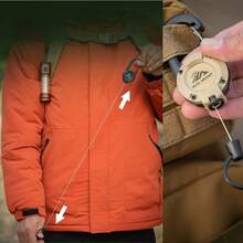 1个户外可伸缩登山扣 - ABS外壳和钢丝钩，防丢设计，适合徒步/露营，可调节至60厘米 - 彩色 - 查看 3