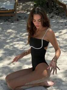 女士夏季经典黑白撞色细肩带连体泳衣，优雅沙滩装，完美适用于春夏，是女士度假、海滩旅行、节日庆典、派对、海滩活动和日常休闲穿着的理想之选，适合夏季派对、浪漫约会、旅行，尽显优雅、性感、休闲、时尚、独特和波西米亚风情。 - 黑色 - 查看 6