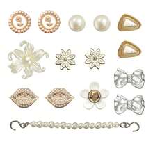 15pcs Fashion Shoe Flower Accessories, 6-Petal Flower Shoe Decor, Faux Pearl Shoe Chain, DIY Shoe Buckles, For Clogs, Sandals Decoration, Holiday Gift - White+Gold - View 7