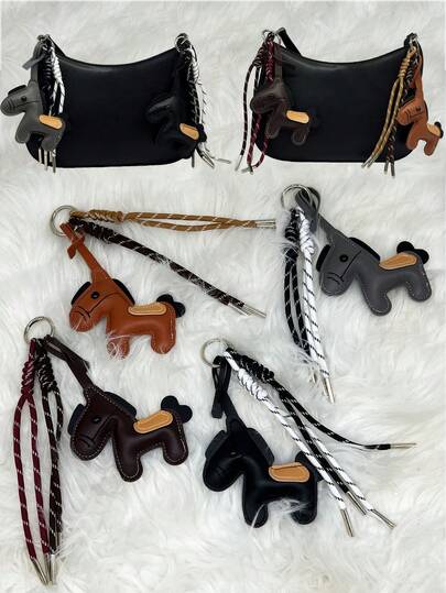Accesorio de bolso de estilo callejero, colgante de cuero con forma de caballo hecho a mano, regalo de Navidad/Año Nuevo/cumpleaños