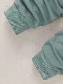 Conjunto de moletom de manga comprida com gola redonda e estampa de letras para menino, ideal para outono/inverno. - Verde - Ver 4