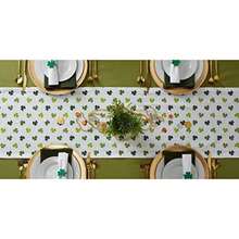 DII 100% algodón, Lavable a máquina, Fiesta, día de San Patricio y la Primavera boreales de Mantel, 152,4 cm x 213,36 cm, Verde y Blanco Comprobar con Shamrock, Asientos 6 8 Personas(Shamrock Shake Table Runner, 14x72") - Multicolor - Ver 4