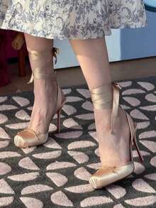 小众设计猪鼻子芭蕾舞高跟鞋，尖头蝴蝶结闭趾凉鞋，细高跟鞋 - 粉色 - 查看 6