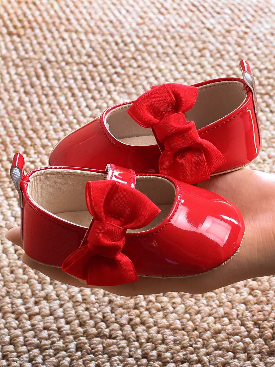 0-1 Year Old Baby Girls Mirrored PU Bow Hook And Loop Design Flat Versatile Princess Shoes, Suitable For Spring/Summer