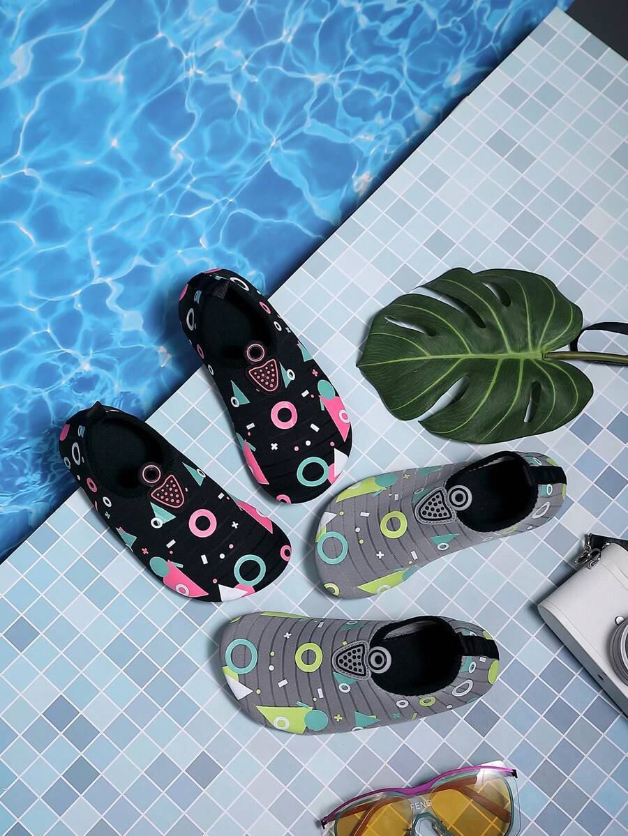 1双儿童透气网布印花水鞋，防滑耐磨薄底，适合沙滩、戏水、瑜伽、室内外活动，春夏款 - 黑色 - 查看 1