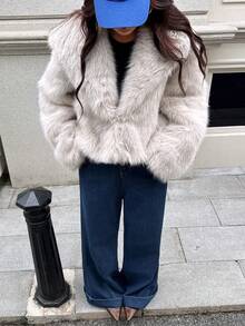 山茶花新款秋冬仿狐狸毛领时尚短外套，青春洋溢的人造毛皮效果 - 米色 - 查看 2