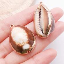 2个贝壳吊坠，散装贝壳吊坠，大号镀金天然白色海螺贝壳，海洋沙滩吊坠，用于珠宝制作，女士DIY项链耳环工艺品