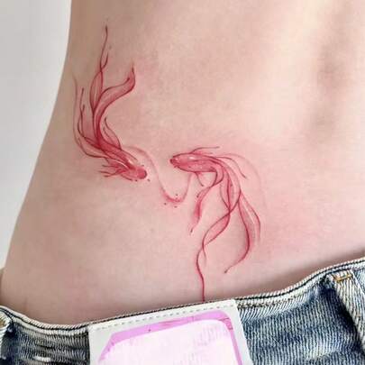 1 Miếng dán hình xăm tạm thời hình cá vàng đỏ thời trang ở eo và xương quai xanh, tinh tế, chân thực, chống nước và mồ hôi, phù hợp với mọi người