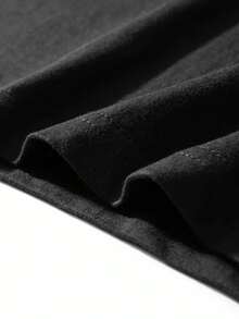 St Patricks Day Sparkle Shamrock Sequin T Shirt Women Lucky Clover Print Bling Top Black Short Sleeve Casual Fashion Tee For St Patricks Celebration Party Wear Festive Outfit Green Rhinestone Design Streetwear Style Comfortable Fit Soft Cotton Material Plus Size Available Modern Holiday Apparel Gift Idea - 黑色 - 查看 6