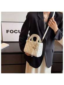 YUQING.FC. Women Evening Bags - 白色 - 查看 7