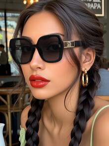 1pc Square Cut-Out Design Plastic And Metal Full Frame Delicate Classy Aesthetic Graceful Design And Expressiveness For Women-Street-Photography,Vacay Vibes,Going Out Outfit Fashion Accessories