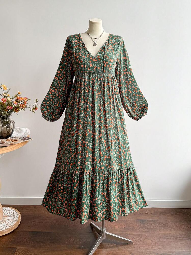 Rusttydustty Vestido Longo de Manga Longa com Decote em V, Babados na Barra, Estampa Floral e Recortes, Adequado para o Dia dos Namorados, Uso em Festa de Ano Novo - Verde - Visão 2