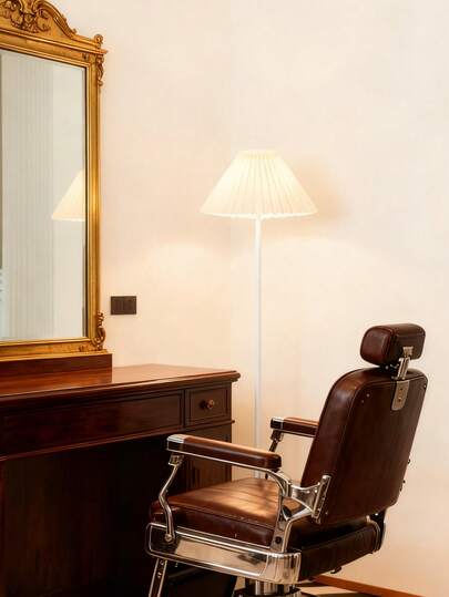 1pc Minimal Vloer Lamp USB Plug, Wit Pleated Lampshade Moderne Living Room, Bedroom, Desk, Bedside, Vintage, Warm Light, Sc inavian view 11