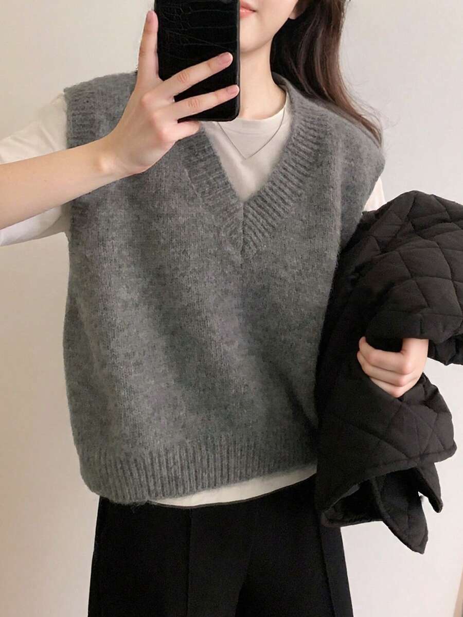 女士秋冬简约V领套头毛衣背心