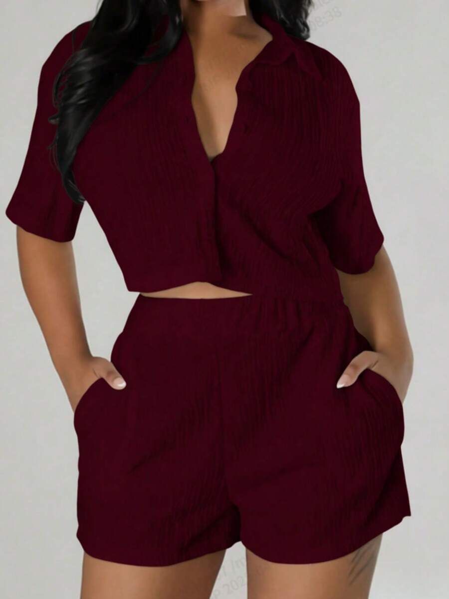 女士纯色度假休闲纽扣短袖露脐上衣和松紧腰带口袋短裤套装 夏季 - 酒紅色 - 查看 1