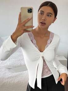 Livesso 女士V领蕾丝拼接修身长袖系带设计休闲性感T恤 - 白色 - 查看 3