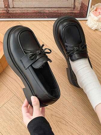 1 Pair Women's Flat Slip-On Loafers, Fashion Bow Decor, Classic Black, Versatile Retro Style, Comfortable Round Toe, Suitable For Daily Wear, Commuting, OL, Slouchy Shoes