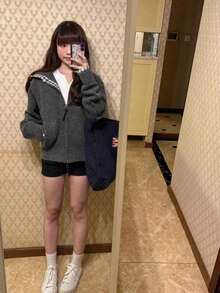 ニットカーディガン レディース フード付き チェック飾り ファスナー開閉 グレー ルーズフィット ロングスリーブ ニット素材 柔らかい 肌触り良い 着心地良い 着痩せ インナー ベーストップス 通勤 オフィス デイリー お出かけ カジュアル 学生風 上品 女性らしい スタイリッシュ 雰囲気あり - グレー - チェックする 5