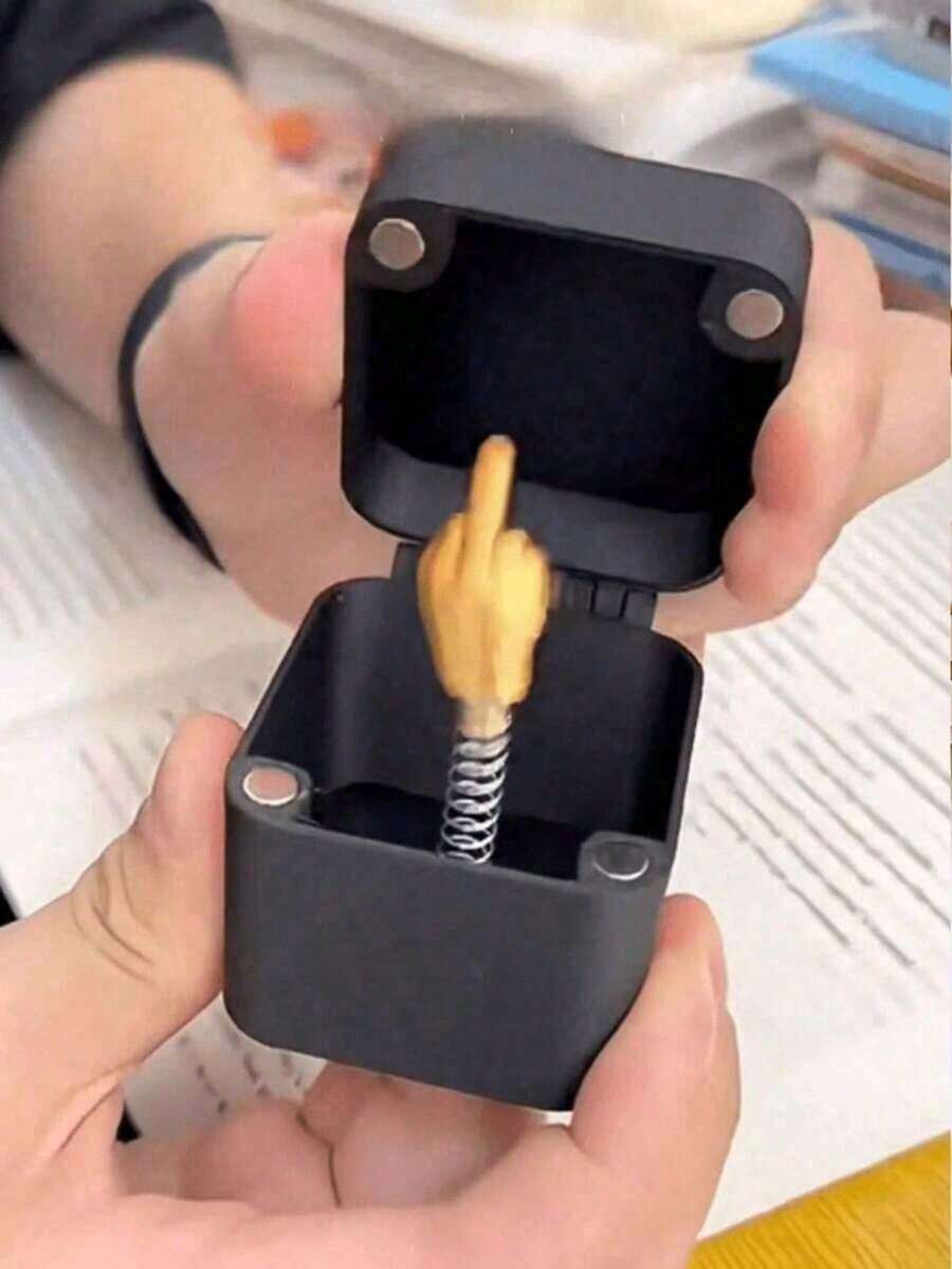 Surprise Pop-Up Prank Hand Gift Box – Perfect Novelty Toy For Adults! Hilarious Prank Hand Statue Makes A Funny Christmas/Birthday Gift, Ideal For Adding Quirky Vibes To Parties, Gatherings With Family (Parents/Spouses) & Friends – A Charming Prank For Humor Lovers! - Black - View 1