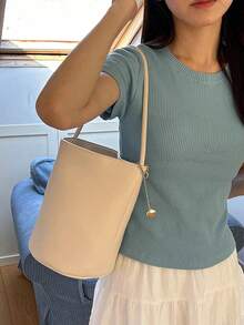 2025 Summer New Soft Leather Vegetable Basket Bag, Unique Shoulder Bag, Commuter Bag, Retro Bucket Bag, Fashion Versatile Handbag & Shoulder Bag For Women, Large Capacity Stylish Underarm Bag, Soft Leather Simple Bucket Bag, Fashion Versatile Women Shoulder Bag, Unique Soft Leather Bucket Bag, Summer Versatile Commuter Shoulder Bag, Women Large Capacity Cylindrical Underarm Bag - Multicolor - View 9