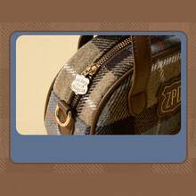 Miniso 官方授权尼克·霍普斯警官主题保龄球包 - 精致的人物徽章细节，宽敞的主隔层，适合通勤和休闲（1 件装） - 彩色 - 查看 6