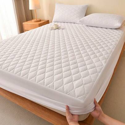 1pc Thick Mattress Protector Cover, Fitted Sheet, Christmas Gift For Mom, Home/Hotel/Dorm Use, Washable, Solid Color, Minimalist, Ultrasonic Anti-Slip, Full Coverage, Easy To Use, All Season