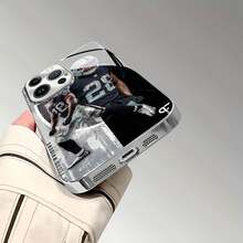 Funda para teléfono Josh Jacobs con diseño de estrella de fútbol. Compatible con fundas ,  17,  16 Pro Max,  15 Pro Max,  13 y  12. Fabricada en TPU, ofrece protección contra golpes y caídas. Un regalo ideal para familiares, amigos, seres queridos, novios/novias y para Navidad. - Plateado - Ver 7