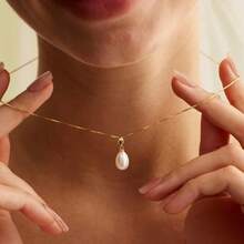 1pc Classic Minimalist 18K Gold Plated Stainless Steel Cross Double Pendant Necklace For Women, Suitable For Daily Wear