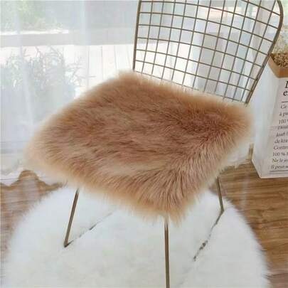 1pc Beige Plush Chair Cushion, Soft & Warm Fuzzy Seat Pad For Winter, Suitable For Christmas, Thanksgiving And New Year Decoration, Soft & Skin-Friendly, Home Decor Floor Mat For Living Room, Bedroom, Bathroom Or Kitchen, Bedroom Rug, Decorative Carpet, Small Rug, Carpet, Home Decor, Living Room Rug