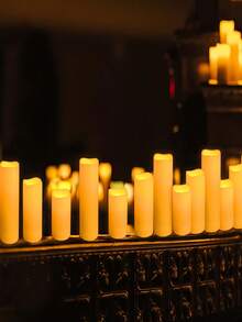 12/24/48/72-Piece Packs, Available In 4 Sizes, Ivory-Colored Electronic Candle Lights. Novel Flashing LED Flameless Tea Candle Lights, With 10-Button Remote Control And 24-Hour Cycle Timer. Outdoor Waterproof, Ultra-Long Battery Life. Suitable For Indoor And Outdoor Use, Making Wishes, Anniversaries, Wedding Table Decorations, Valentine's Day, Thanksgiving Party Home Decorations, And Christmas Decorations. - 象牙白 - 查看 4