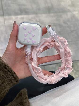 4件套（1个充电器保护套+2个数据线保护套+1个闪亮钻石网状数据线保护套），彩色心形图案保护套，适用于英国苹果20W快充充电器