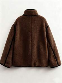 大码时尚高领泰迪熊外套，撞色滚边和口袋，插肩袖，梭织面料，常规长度，圣诞节女士仿皮草外套，新年女士开衫毛衣 - 咖啡棕 - 查看 4