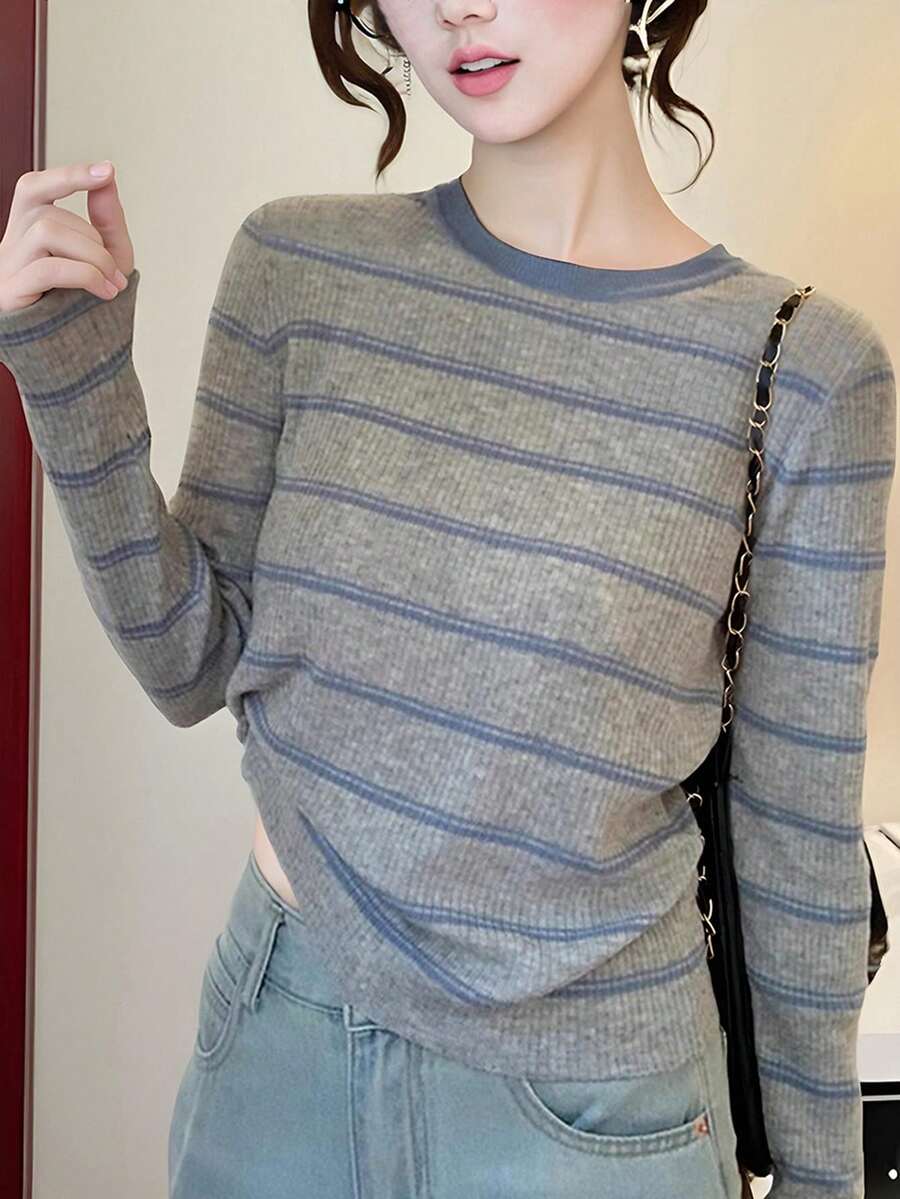 女士柔软法式条纹圆领毛衣，秋冬休闲款 - 淺灰色 - 查看 1