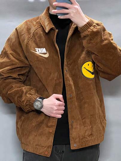 Nike 耐克字母印花领休闲夹克，驼色，男款
