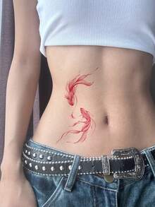 1 Buah Stiker Tato Sementara Realistis Motif Ikan Mas Merah Tinta yang Modis untuk Pinggang dan Tulang Selangka, Tahan Air dan Keringat, Cocok untuk Berbagai Ukuran Tubuh - MultiWarna - View 3