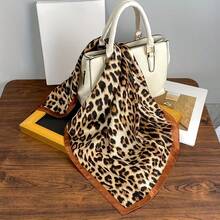 奢华品牌豹纹印花方巾，女士优雅复古仿真丝巾，休闲百搭装饰小领巾/披肩，轻盈舒适，适合日常佩戴及春夏户外穿着，是您装扮的理想之选。 - W-263-咖啡色 - 查看 6