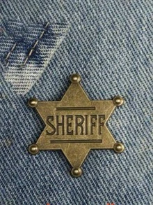 1pc Retro Novelty American Game Shield Badge For Men