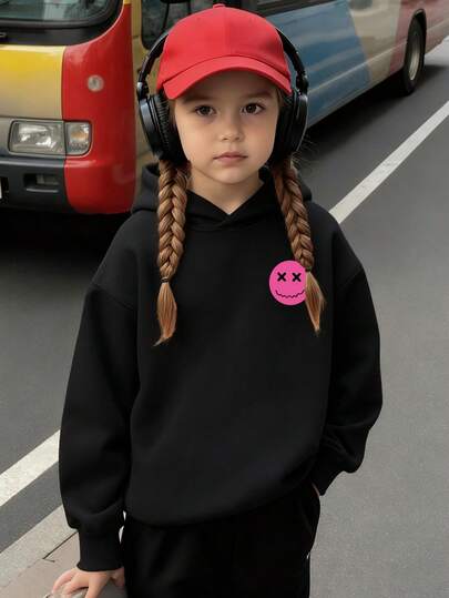 Young Girl' Smiling Face Print Casual Sweatshirt