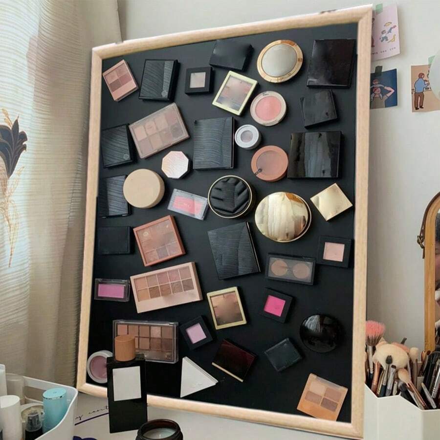 1pc Magnetic Chalkboard Makeup Organizer, Magnetic Chalkboard Wall, Fridge Magnet Display Board, Makeup Wall Chalkboard, Chalkboard Wall Organizer, Memo Board, Decorative Magnetic Photo Wall, Small Chalkboard For Writing - Black - View 1